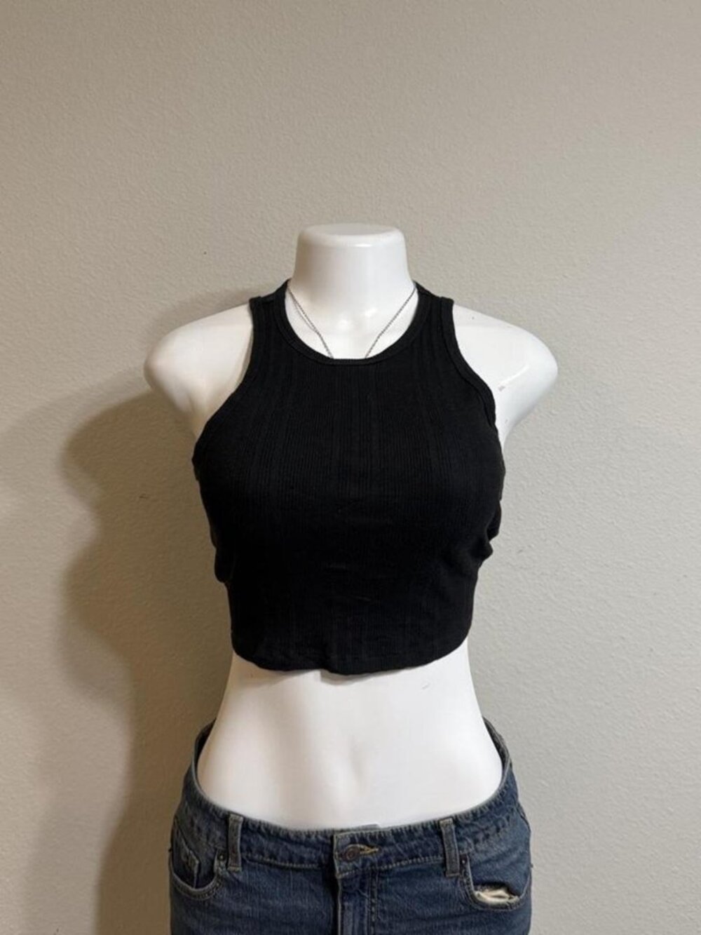 Aeropostale tank top ribbed high neck crop black size M